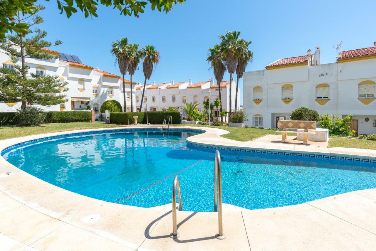 Benalmadena: Adosado Con Piscina Y Jardin Βίλα Εξωτερικό φωτογραφία