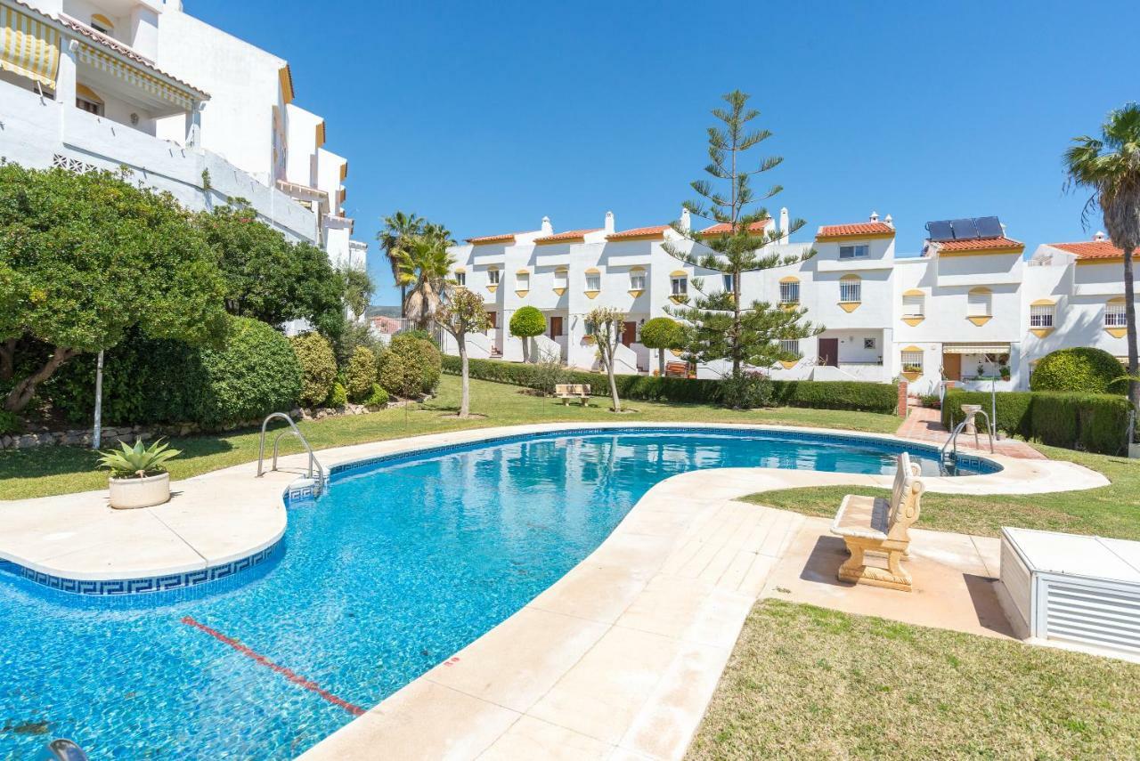 Benalmadena: Adosado Con Piscina Y Jardin Βίλα Εξωτερικό φωτογραφία